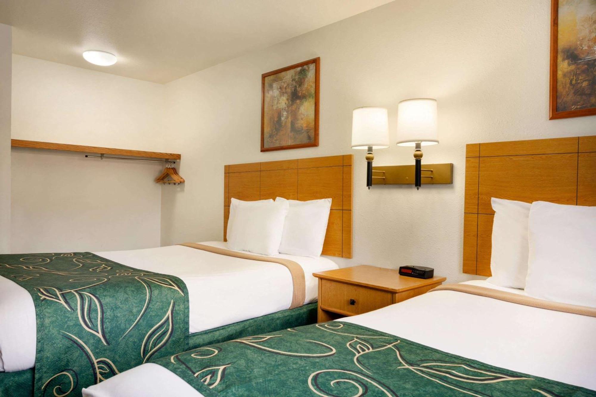 Travelodge By Wyndham Marysville Exterior photo